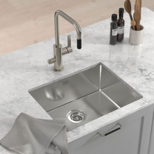 tapwell koksblandare arm887 brushed nickel 9421263 ncs s 4500 n marmor carrara 1